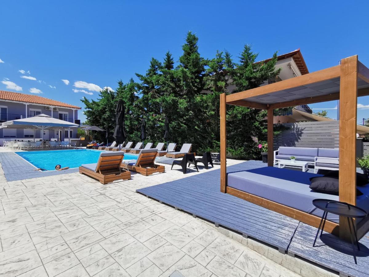 Philoxenia Suites Nea Vrasna Exterior photo
