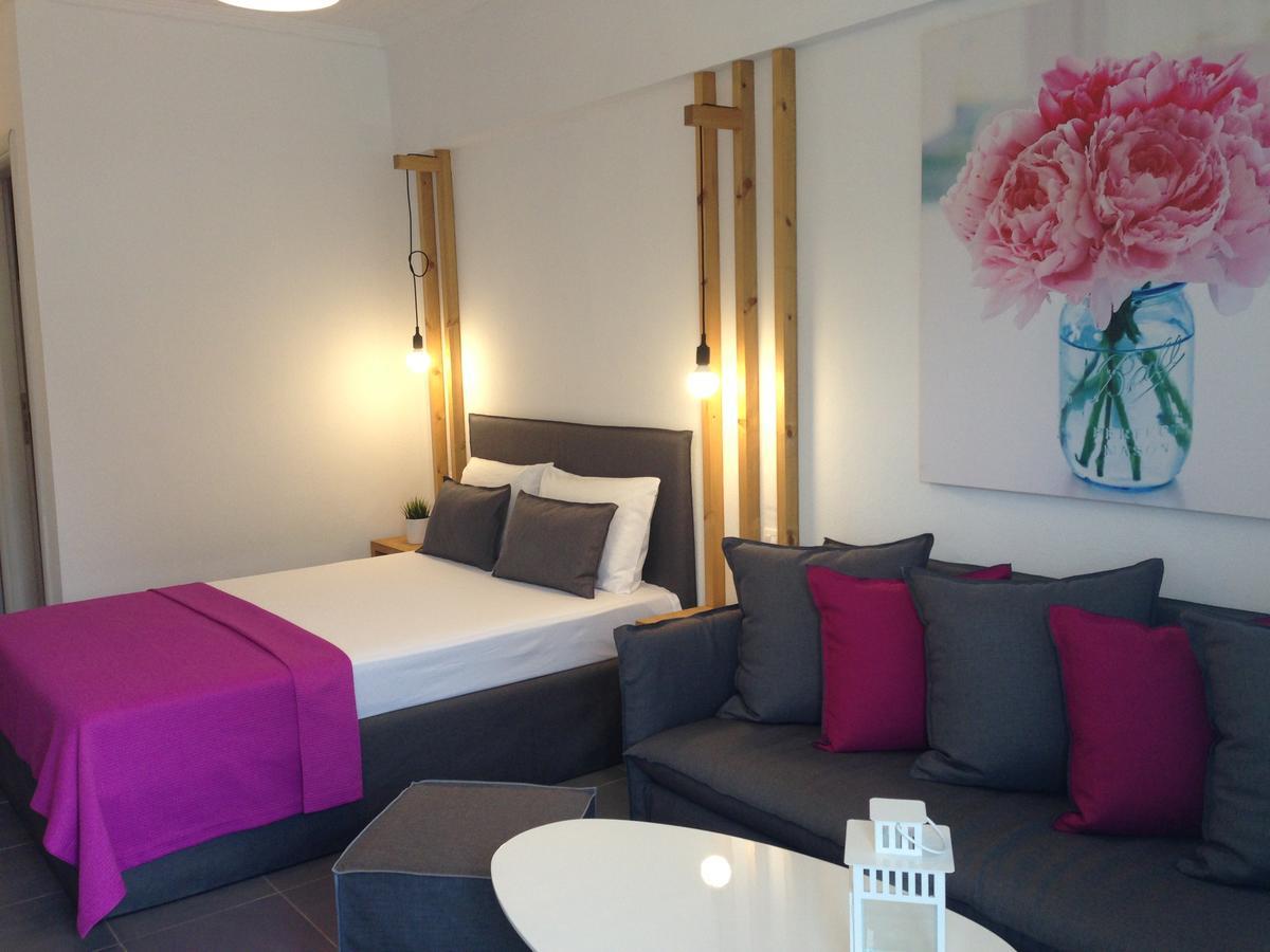Philoxenia Suites Nea Vrasna Exterior photo